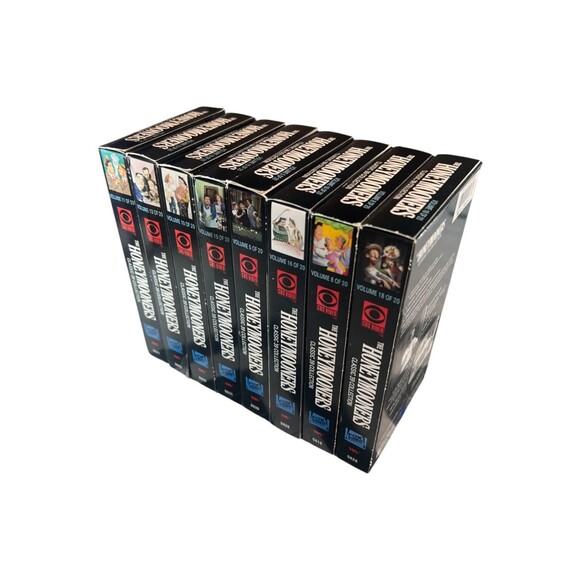 THE HONEYMOONERS Classic 39 Collection LOT of 8 VHS Tapes 16 Episodes 80s TESTED - Picture 12 of 16